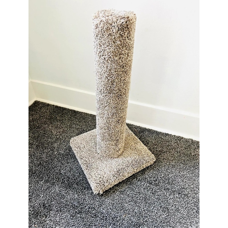 Nathan’s Kitty Condos The Snowball Cat Scratching post