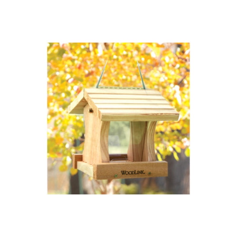 Woodlink Deluxe Cedar Feeder
