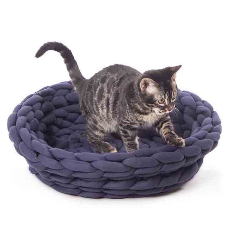 K&H Knitted Pet Bed|Red|Gray|Navy