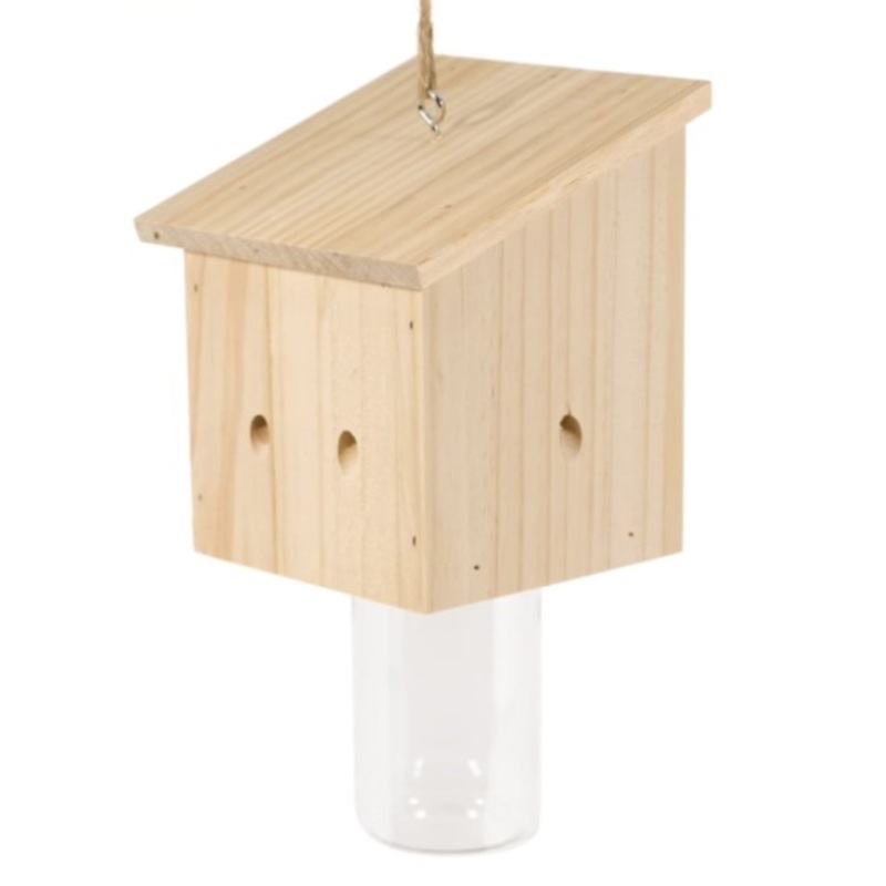 Pentroof Style Carpenter Bee Trap