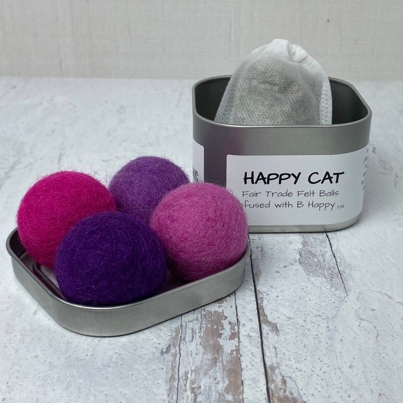 Simply B Vermont Happy Cat Felt Balls