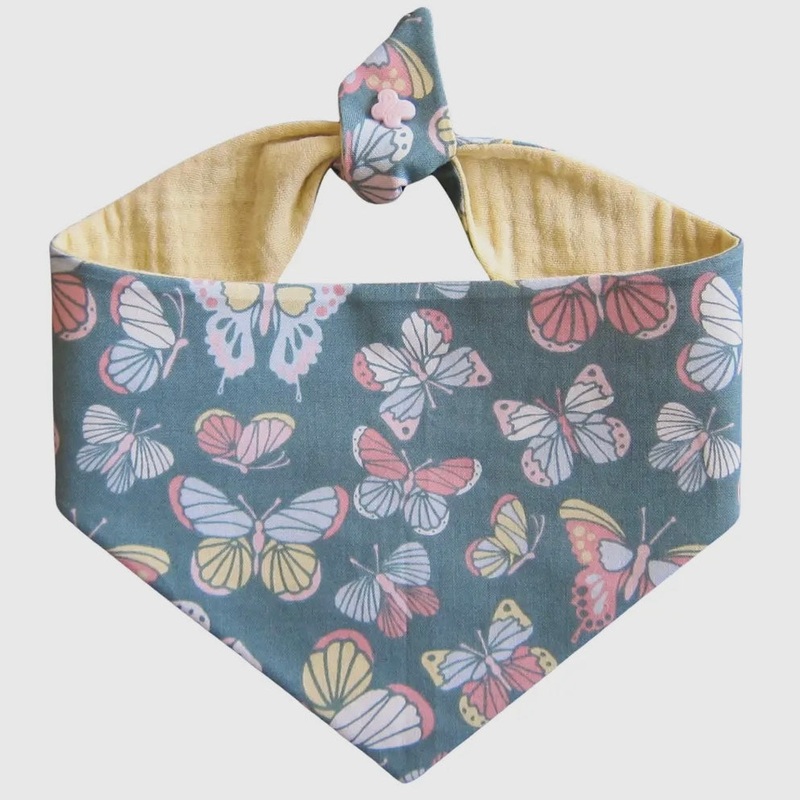 Winnie and the Hound  Monarch Bandana