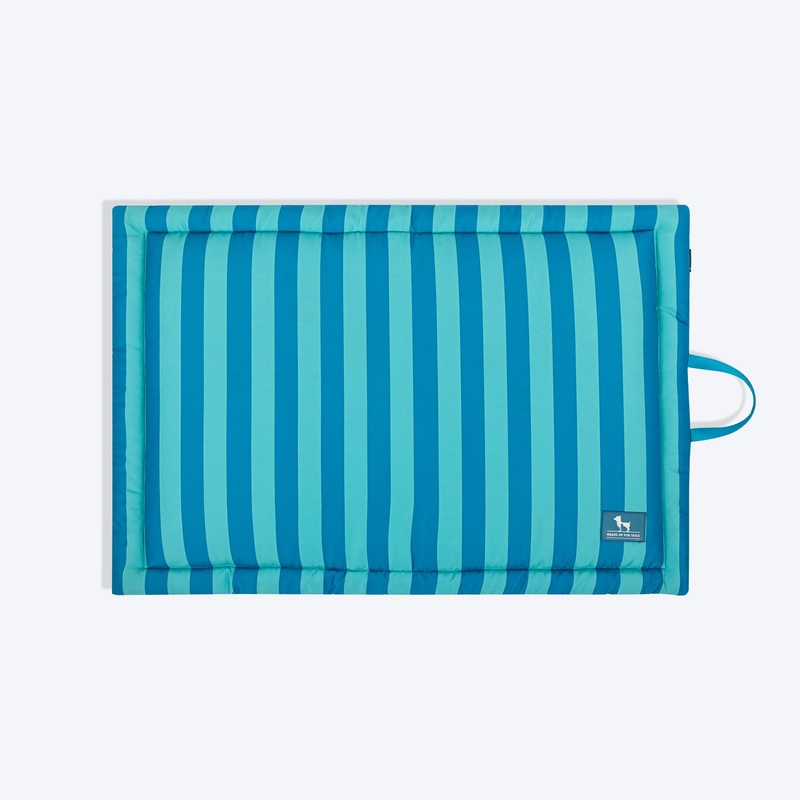HUFT Happy Stripes Mat For Dog – Blue & Turquoise