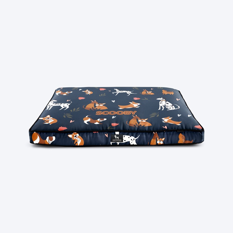 HUFT Personalised Dogs In Bloom Flat Bed For Dog – Navy Blue