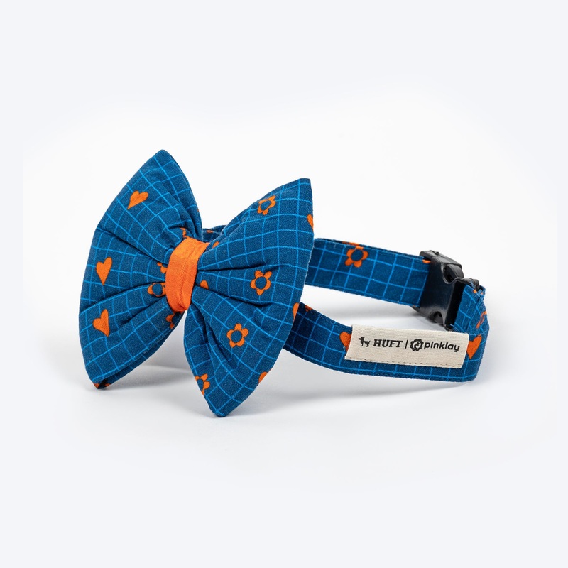 HUFT X Pinklay Hearts In Bloom Bow Tie With Strap For Dog – Blue & Orange