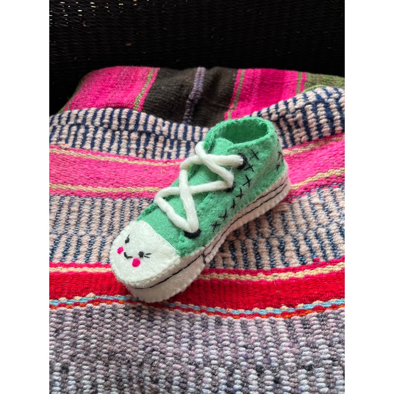 NYC Shoe Squeaker Toy – Liberty Green