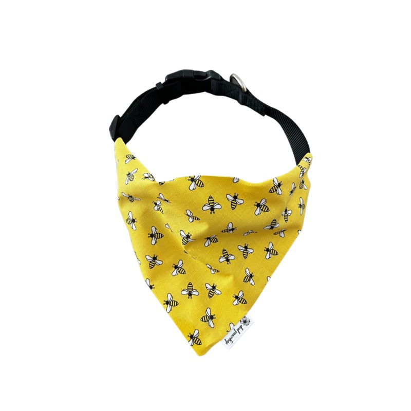 The Dogwood Pup Bandanas – Over The Collar