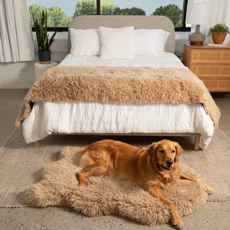 PupRug Luxe Faux Fur Orthopedic Dog Bed –  Plush Sheep Tan